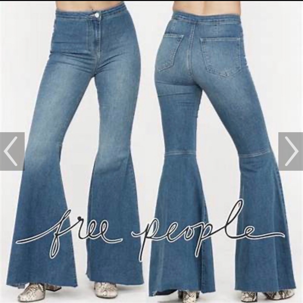 1817 We The Free People Just Float On Denim Flare Jeans. Sz26